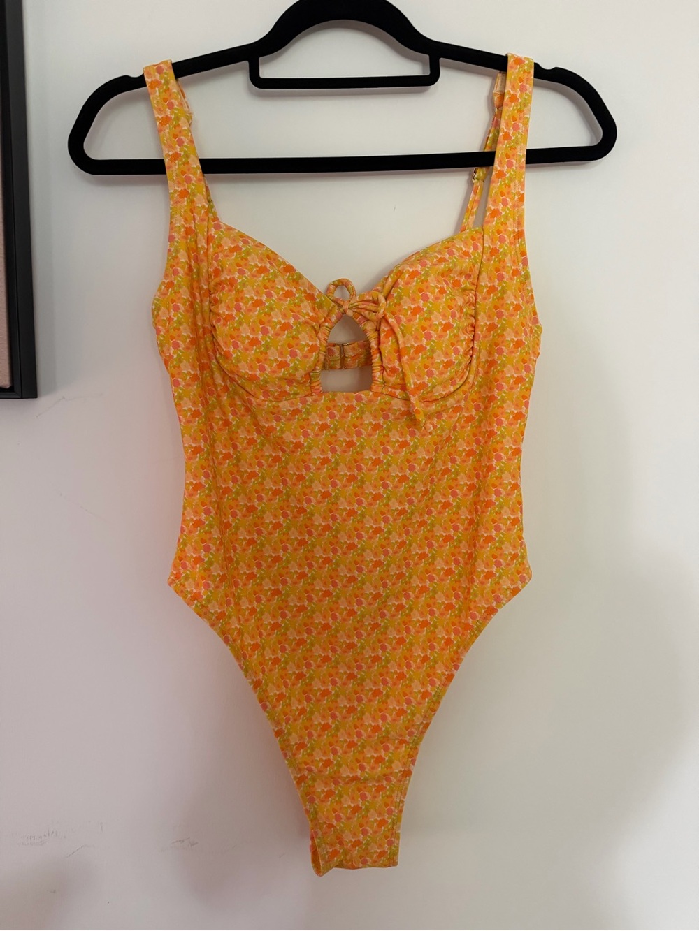 Cupshe’s Yellow and orange Floral one piece swimsuit new without tag - Picture 7 of 7